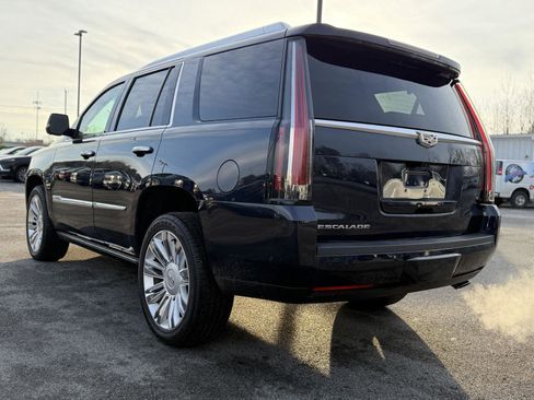 Used 2018 Cadillac Escalade Platinum image 7