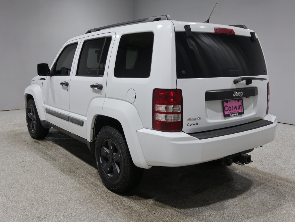 Used 2011 Jeep Liberty Sport w/ Popular Equipment Group AWD/4WD image 5
