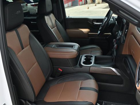 Used 2022 Chevrolet Silverado 3500 High Country image 17