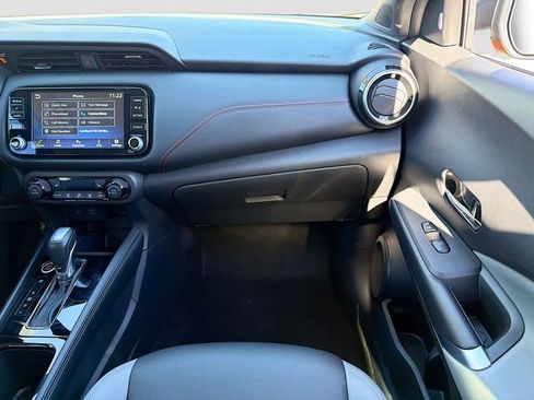 Used 2021 Nissan Kicks SR w/ SR Premium Package image 17