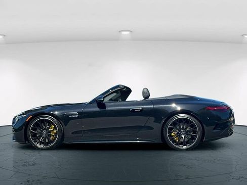 Certified 2022 Mercedes-Benz SL 63 AMG 4MATIC image 4