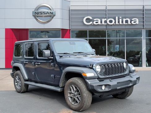 Used 2025 Jeep Wrangler Sport S image 1