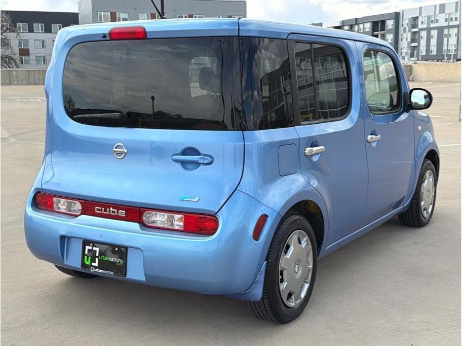 Used 2013 Nissan Cube FWD image 8