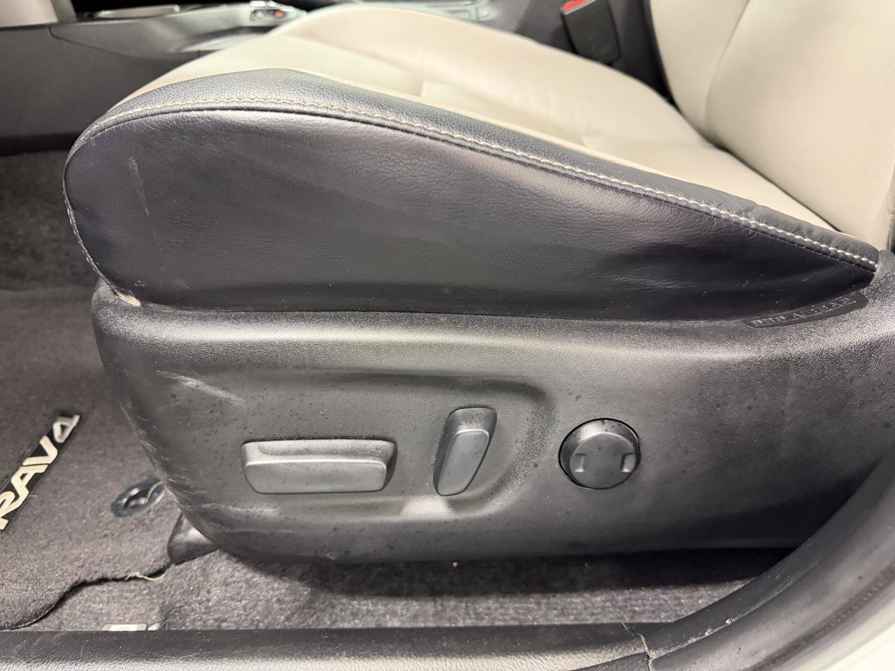 Used 2017 Toyota RAV4 Limited w/ Advanced Technology Package FWD image 7