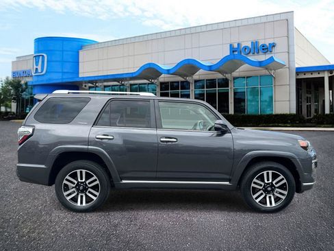 Used 2018 Toyota 4Runner Limited AWD/4WD image 2