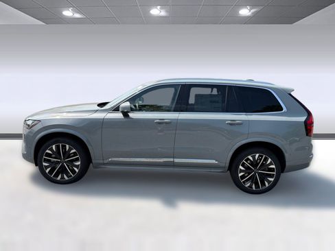 New 2026 Volvo XC90 B5 Plus image 2