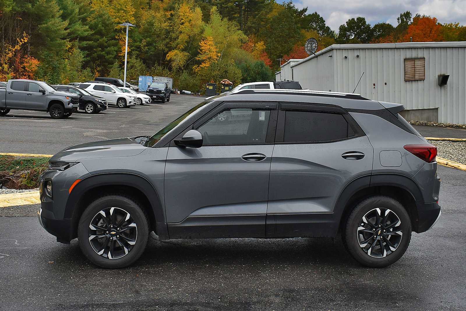 Used 2022 Chevrolet TrailBlazer LT AWD/4WD image 4