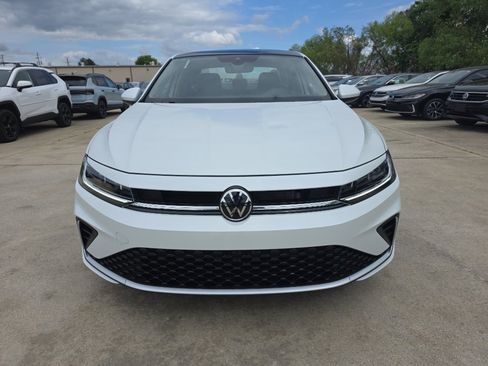 New 2026 Volkswagen Jetta SE FWD image 8