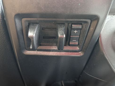 Used 2018 Ford Expedition Max Limited image 24