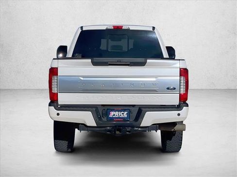 Used 2019 Ford F250 Platinum w/ Platinum Ultimate Package image 6