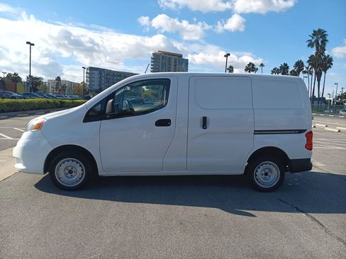 Used 2020 Nissan NV200 S w/ Back Door Glass Package image 6