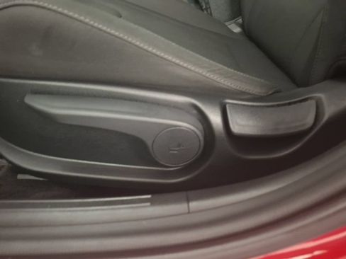 Used 2024 Hyundai Elantra SEL FWD image 16