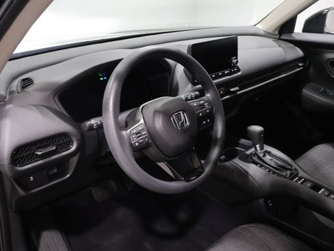 Used 2024 Honda HR-V LX image 13