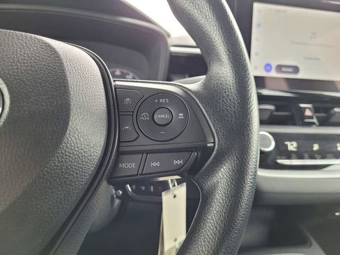 Used 2024 Toyota Corolla LE image 14