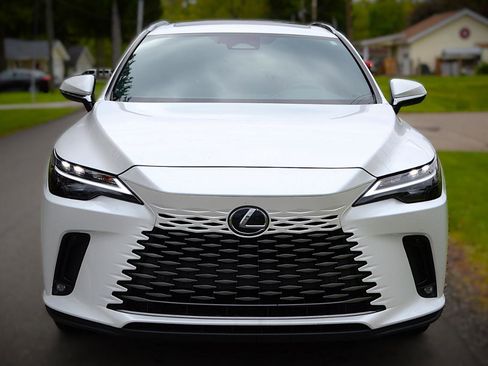 Used 2024 Lexus RX 350 AWD image 2