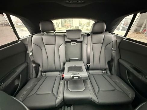 New 2026 Audi Q8 Premium Plus image 16