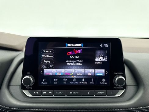 Used 2023 Nissan Rogue SV w/ SV Premium B Package image 5