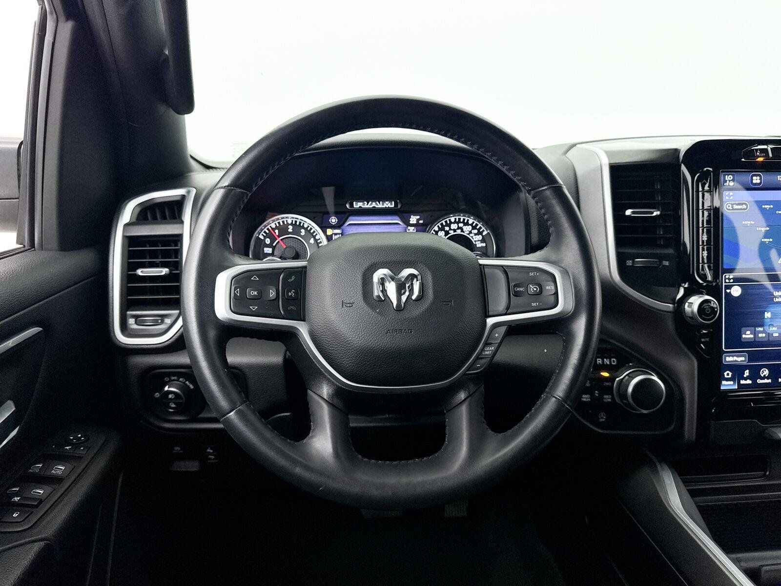 Used 2023 RAM 1500 Big Horn AWD/4WD image 28