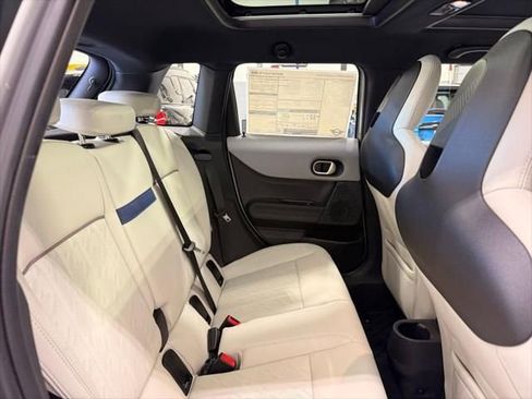 New 2025 MINI Cooper S image 26