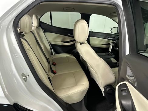Used 2024 Buick Encore GX Sport Touring image 27