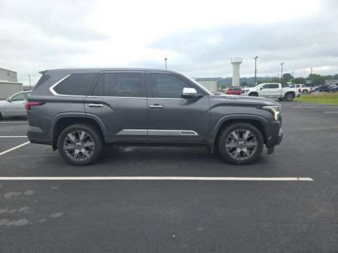 Used 2024 Toyota Sequoia Capstone AWD/4WD image 2