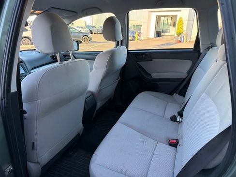 Used 2015 Subaru Forester 2.5i w/ Alloy Wheel Package AWD/4WD image 5