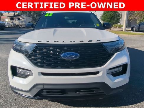 Certified 2022 Ford Explorer ST-Line w/ Class IV Trailer Tow Package image 10