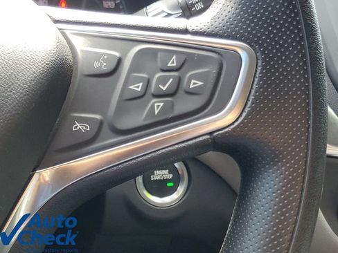 Used 2022 Chevrolet Equinox LS w/ LS Convenience Package FWD image 21