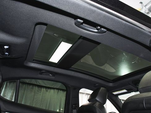 Used 2023 Alfa Romeo Stelvio Veloce image 57