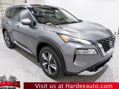 Used 2023 Nissan Rogue Platinum w/ Platinum Premium Package FWD image 6