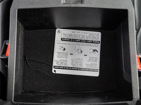 Used 2025 Toyota Tacoma TRD Off-Road image 38