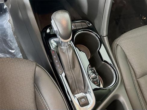 Certified 2023 Buick Encore GX Select w/ Sport Touring Package FWD image 17