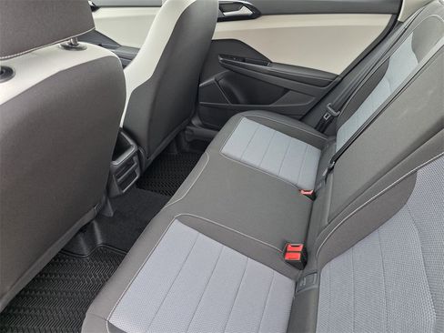 New 2026 Volkswagen Taos S image 19