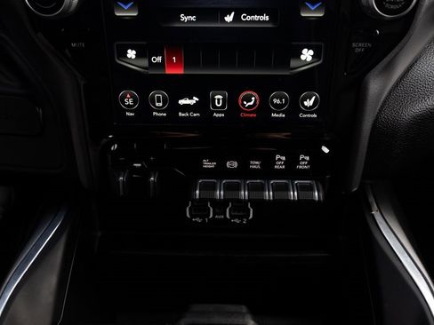 Used 2021 RAM 3500 Laramie w/ Safety Group B image 15