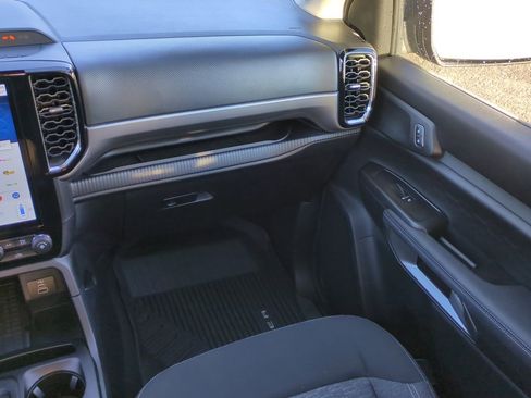 Used 2024 Ford Ranger XLT w/ FX4 Off-Road Package image 17