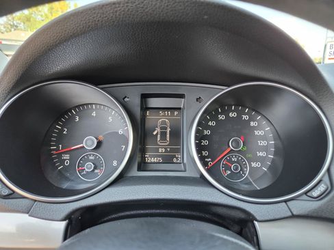 Used 2013 Volkswagen Golf 2-Door FWD image 27