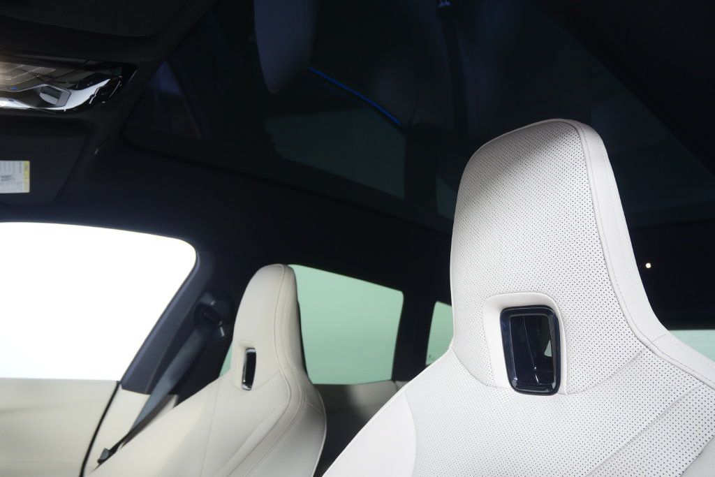 Certified 2025 BMW iX xDrive50 AWD/4WD image 12