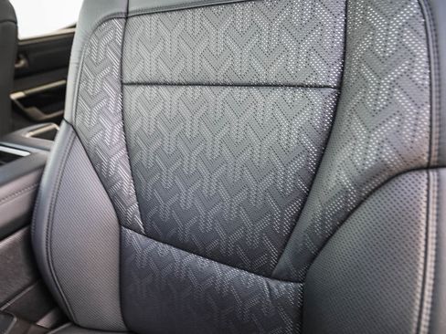 Certified 2024 Toyota Tundra Limited AWD/4WD image 25
