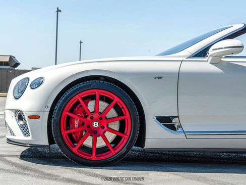 Used 2020 Bentley Continental GT V8 image 4