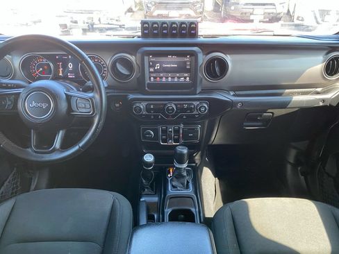 Used 2020 Jeep Gladiator Sport w/ Quick Order Package 24S AWD/4WD image 21