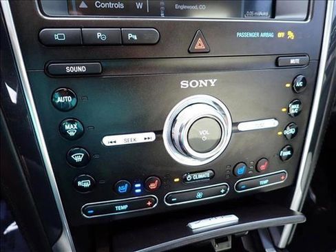 Used 2019 Ford Explorer Platinum image 22