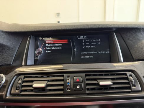 Used 2016 BMW 528i xDrive Sedan AWD/4WD image 11