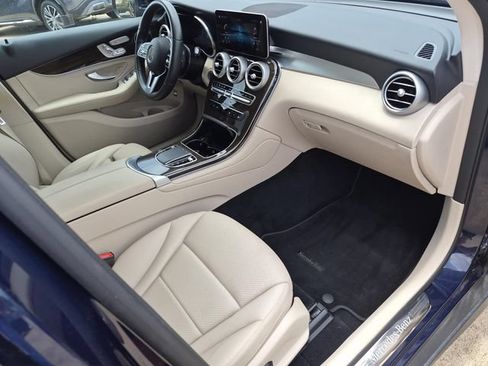 Used 2022 Mercedes-Benz GLC 300 image 11
