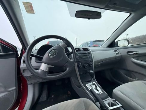 Used 2010 Toyota Corolla image 5