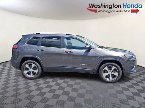 Used 2019 Jeep Cherokee Limited AWD/4WD image 7