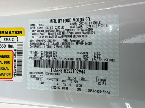 Used 2025 Ford Mustang Coupe RWD image 20