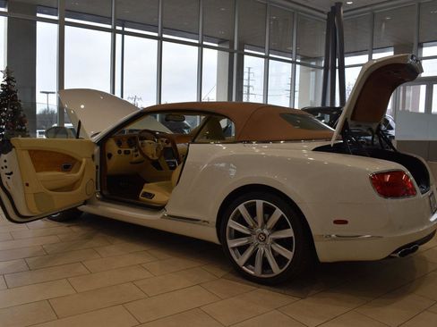Used 2013 Bentley Continental GT image 18