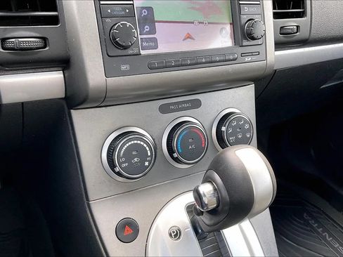 Used 2012 Nissan Sentra 2.0 SR w/ Special Edition Pkg FWD image 19