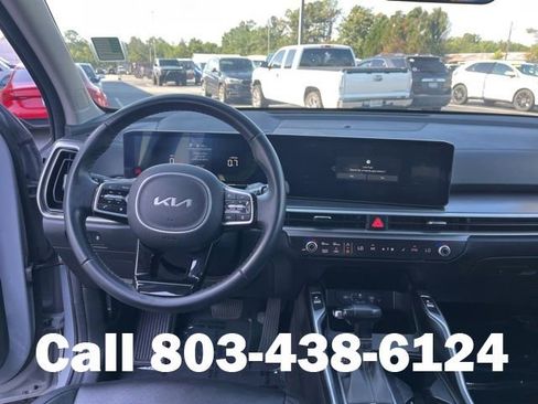 Used 2024 Kia Sorento S w/ Panoramic Sunroof Package FWD image 16