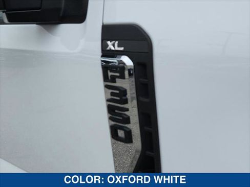 New 2024 Ford F350 XL w/ XL Chrome Package image 21
